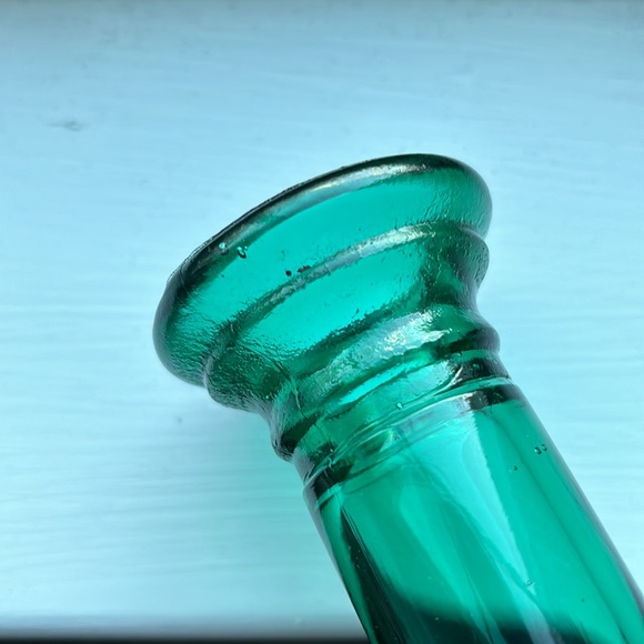 Glass Taper Candle Holders/ Bud Vase Emerald Jade green NWOT “Gorgeous Designs” - Picture 8 of 16